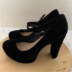 Torrid Mary Jane Classic Black Suede Platform Ankle Strap Pumps Brand New